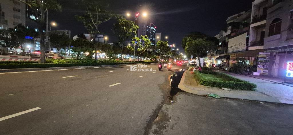 NGAY LANDMARK 81, ĐẤT MT ĐIỆN BIÊN PHỦ, BÌNH THẠNH, 145M2 TIỆN XÂY. GIẢM 350TR CHỈ CÒN 23T TL 