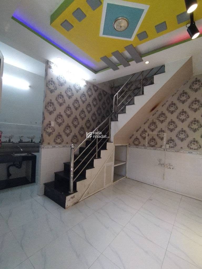 (QUẬN 8 )NHÀ 2 TẦNG, NGANG 4M, HẺM LƯƠNG VĂN CAN, P.15 (PHÚ ĐỊNH), 24M2, 2,73T