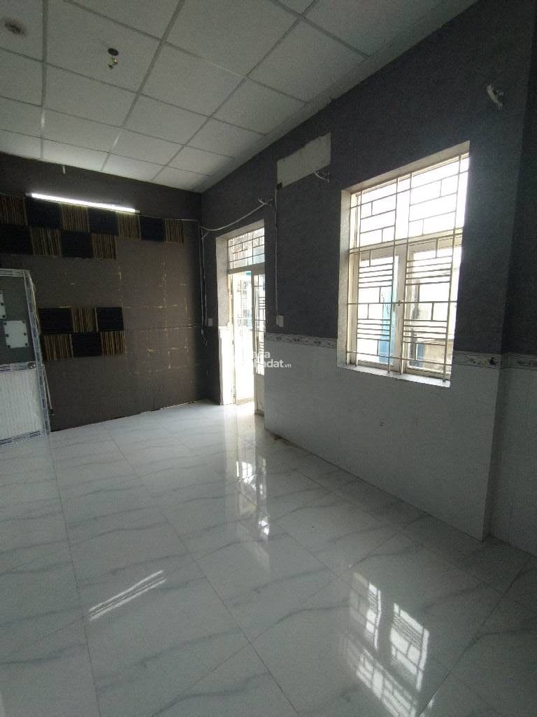 (QUẬN 8 )NHÀ 2 TẦNG, NGANG 4M, HẺM LƯƠNG VĂN CAN, P.15 (PHÚ ĐỊNH), 24M2, 2,73T