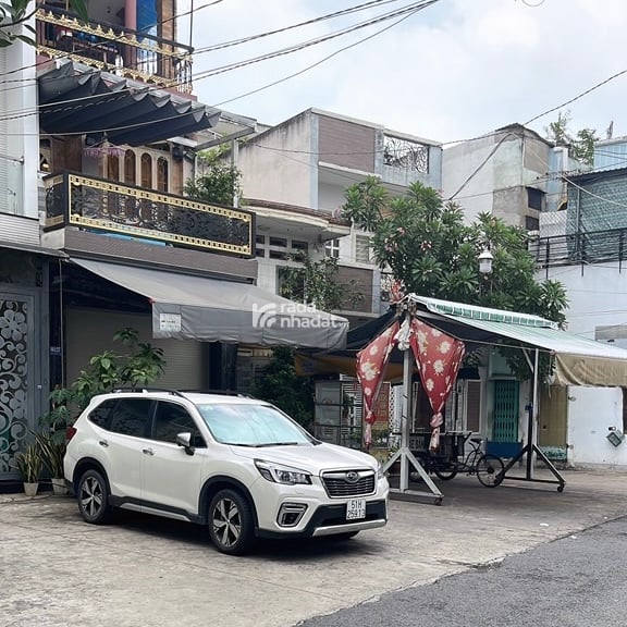 Hẻm 8m thông gần Vòng xoay Phú Lâm Q6, DT 4x13m 4 tầng 4PN, SHR, công chứng nhanh, chỉ 8.x Tỷ