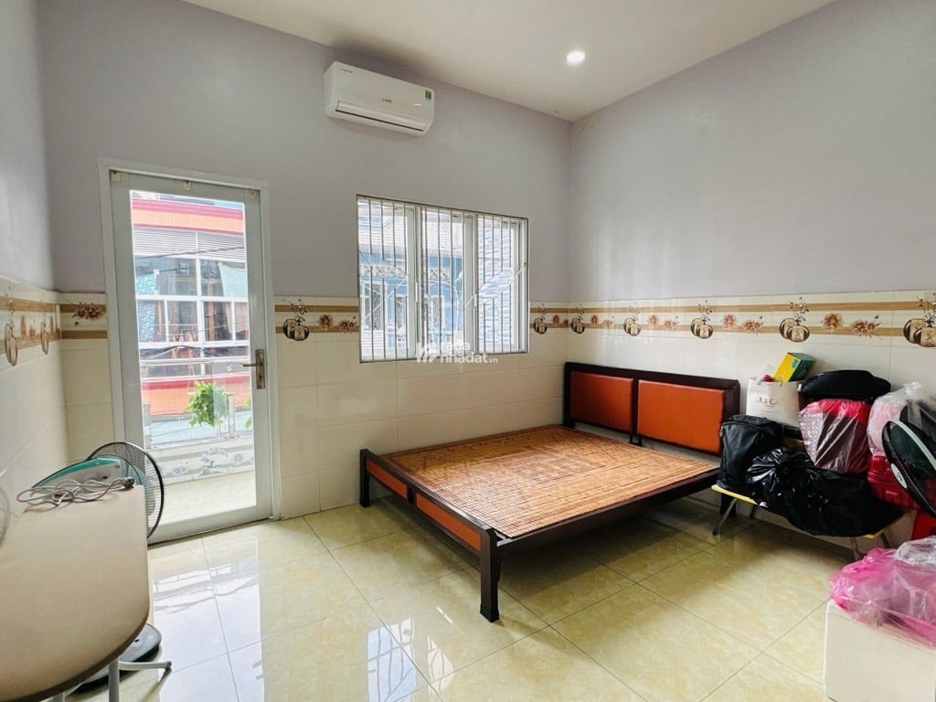 NHÀ HẺM XE HƠI - 44M2 - 3 TẦNG - 4PN - GẦN CHỢ - GIÁP QUẬN 10, 3 - 6.8 TỶ