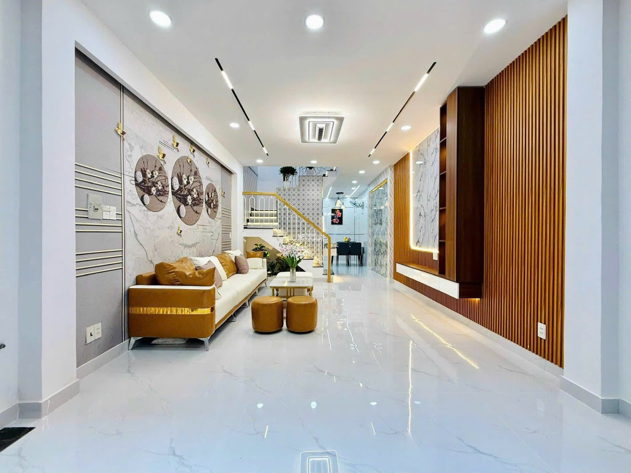 Nhà đang cho thuê 10tr/tháng giá 4tỷ Bùi Quang Là P12 Q. Gò Vấp DT 67.1m2