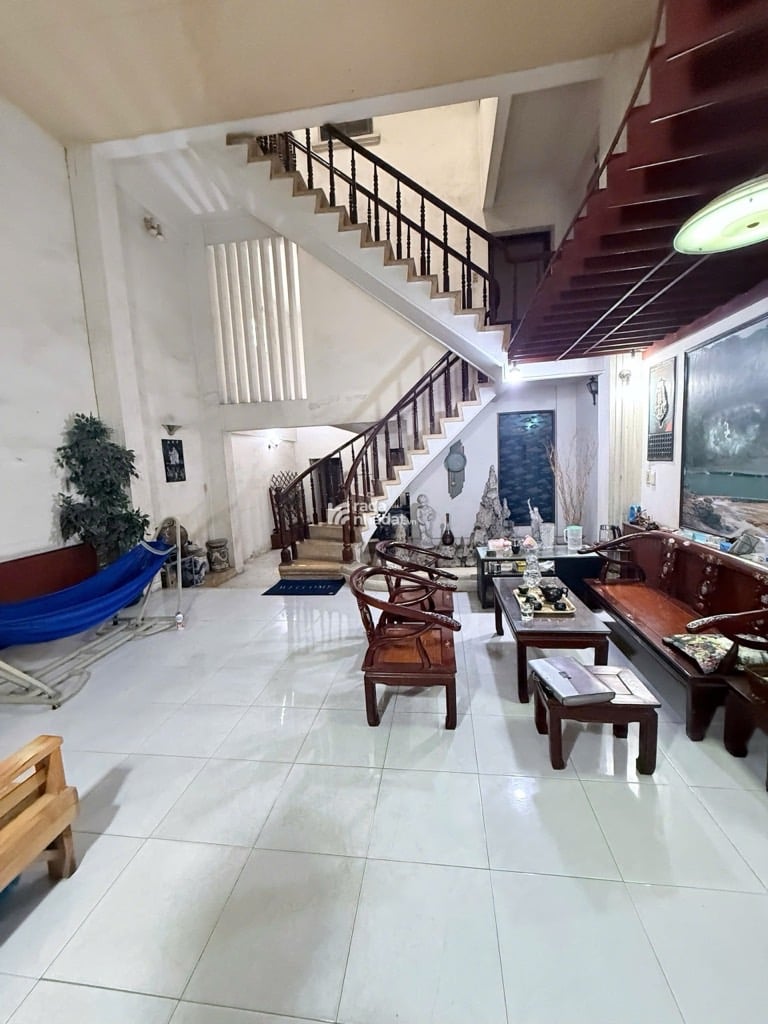 THẠCH THỊ THANH -P. TÂN ĐỊNH -Q.1-DT: 6*22.5M- 64 TỶ