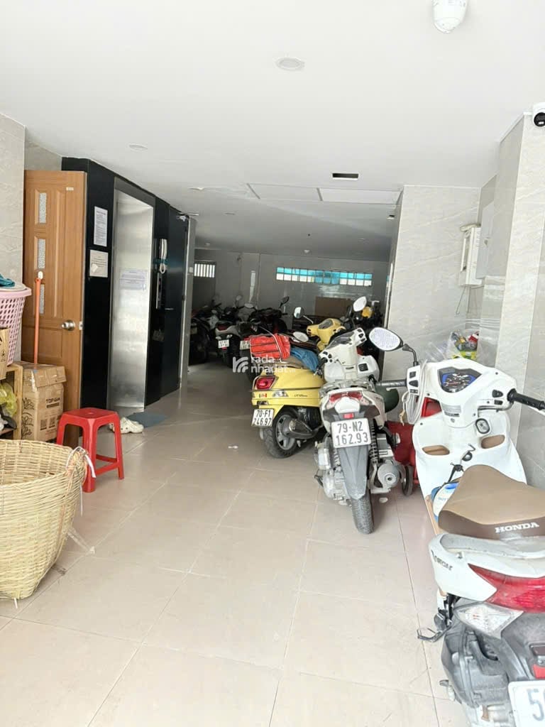 CHDV mặt tiền Bạch Đằng  Tân Bình ngay Sân Bay 7 tầng thu nhập 100tr/t 72m Giá 34Tỷ 