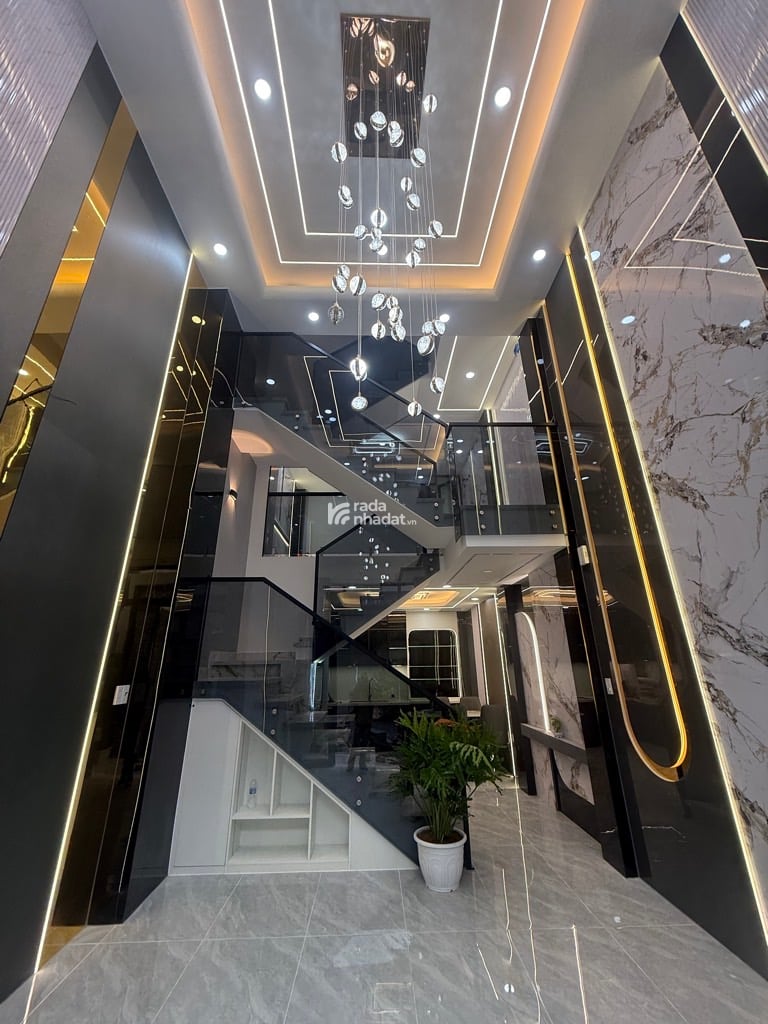 Chỉ Nhỉnh 6 Tỷ, Sở Hữu Nhà Hương Lộ 2, Sát BV Bình Tân, DT 60M2, 4 Tầng, HXH Thông