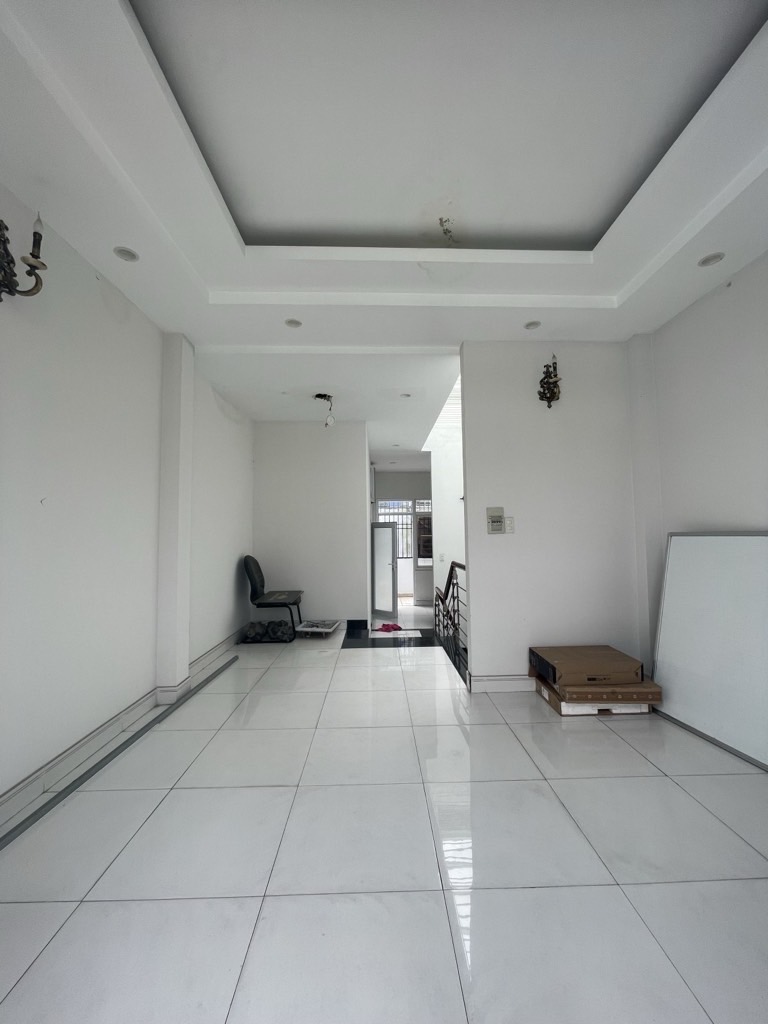 MẶT TIỀN KHU TÊN LỬA BÌNH TÂN - 54M - 5 LẦU 4 PN CẢI TẠO 6 PHÒNG ĐƯỢC - CHỈ 9.5 TỶ, ĐANG LÀM CÔNG T