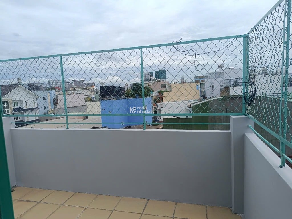 NHÀ 4 TẦNG BTCT - 4x10 - CÁCH 1 CĂN RA MẶT TIỀN - KHU TÊN LỬA - AEON