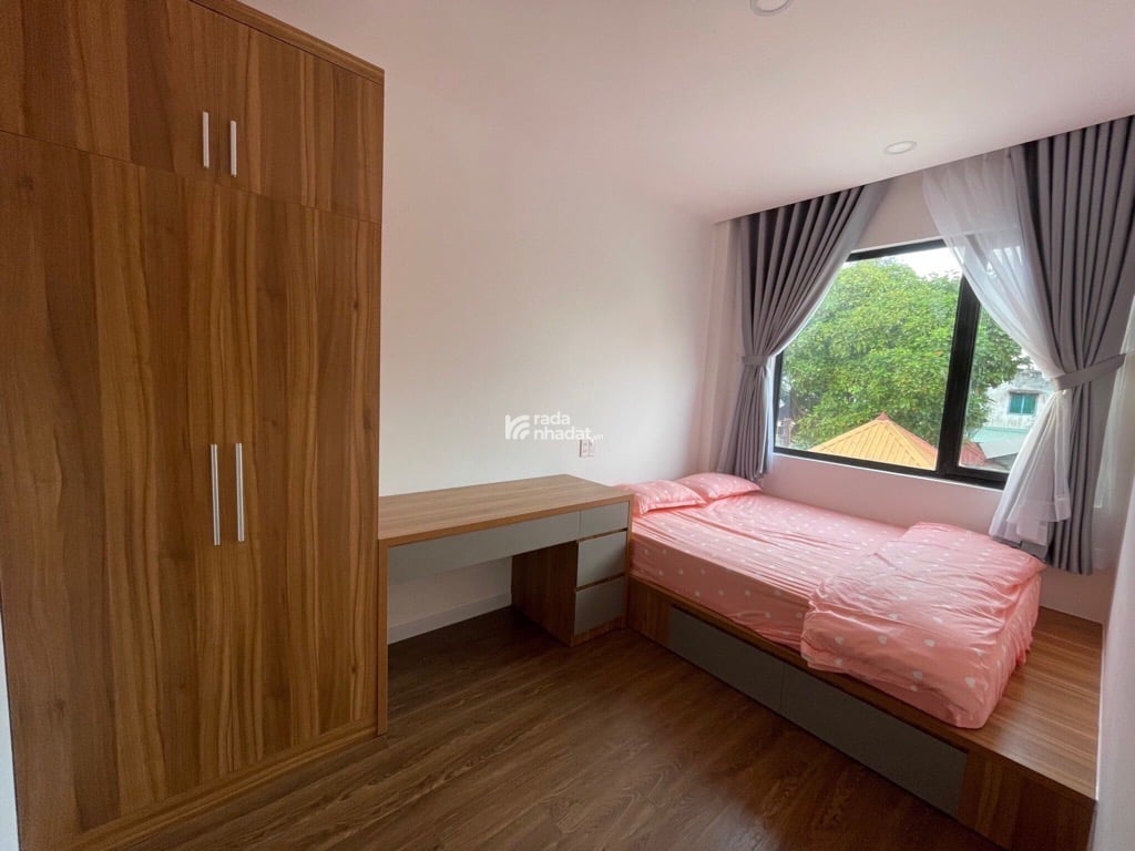 NHÀ MỚI ĐẸP Ở NGAY, HẺM XE HƠI, GẦN CHỢ THỦ ĐỨC, 4 TẦNG, 68m2, CHỈ 8,2 TỶ.