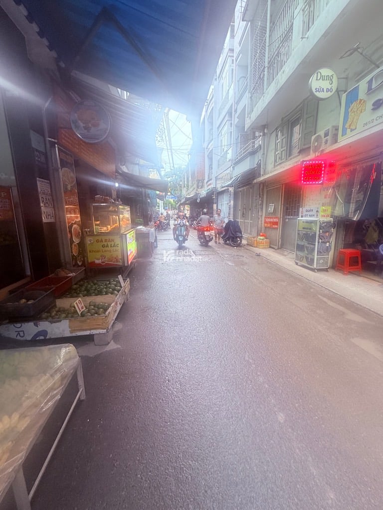 SÁT Q10, HXH BẮC HẢI, TÂN BÌNH, 30M2 CÓ KC Ở NGAY. GIẢM 350TR CHỈ CÒN 7T TL