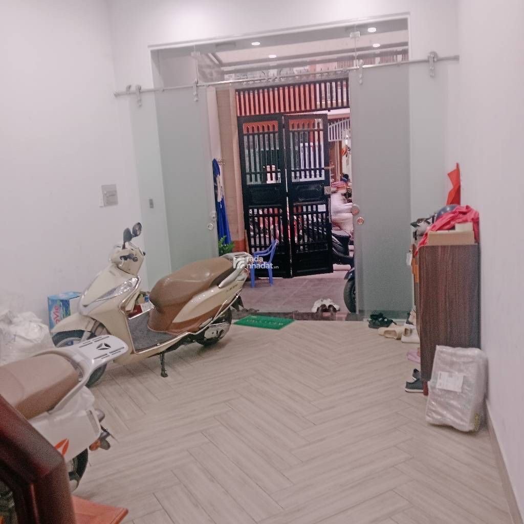  Diện túch ngang 3m6 x 16 m công nhận 55.8m2  Nhà kết cấu trệt 2 lầu sân thượng Nhà có phòng ngủ