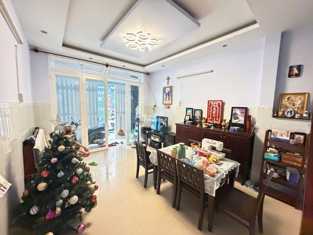  HIẾM HIẾM- TÂN PHÚ -NHÀ 3 TẦNG  2 MẶT TIỀN XE HƠI TRƯỚC SAU- 50M2-3 PN - CHỈ 6.5 TỶ .