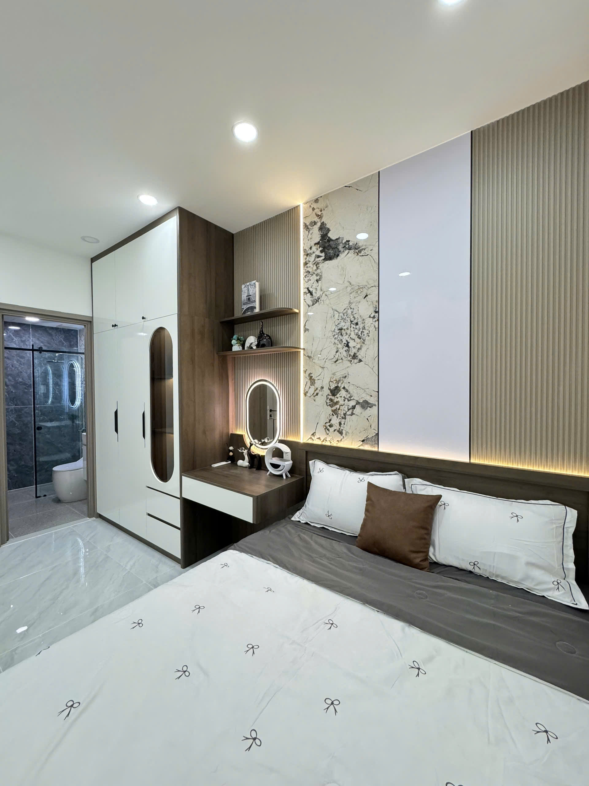 Bán căn hộ Sky Garden 1, Phú Mỹ Hưng, Quận 7, 3 phòng, mới hoàn toàn