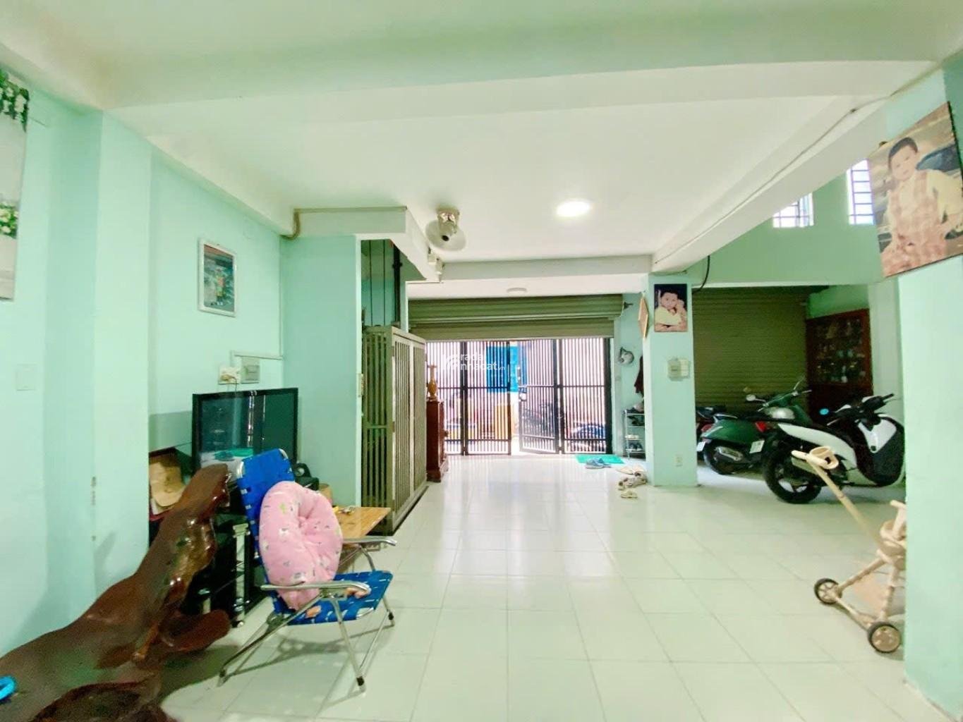 Siêu phẩm đầu tư giá trị , 7x14 x 4 tầng chia 2 căn , vừa ở vừa cho thuê , kinh doanh....