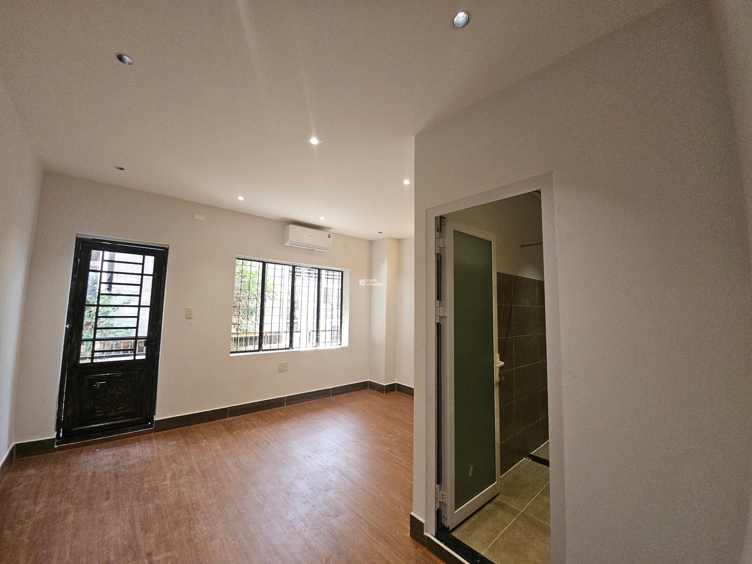 BÁN NHÀ HẺM XE HƠI NGUYỄN THIỆN THUẬT 55 MÉT VUÔNG GIÁ 16 TỶ - SẴN HĐT 38.5 tr/ Tháng