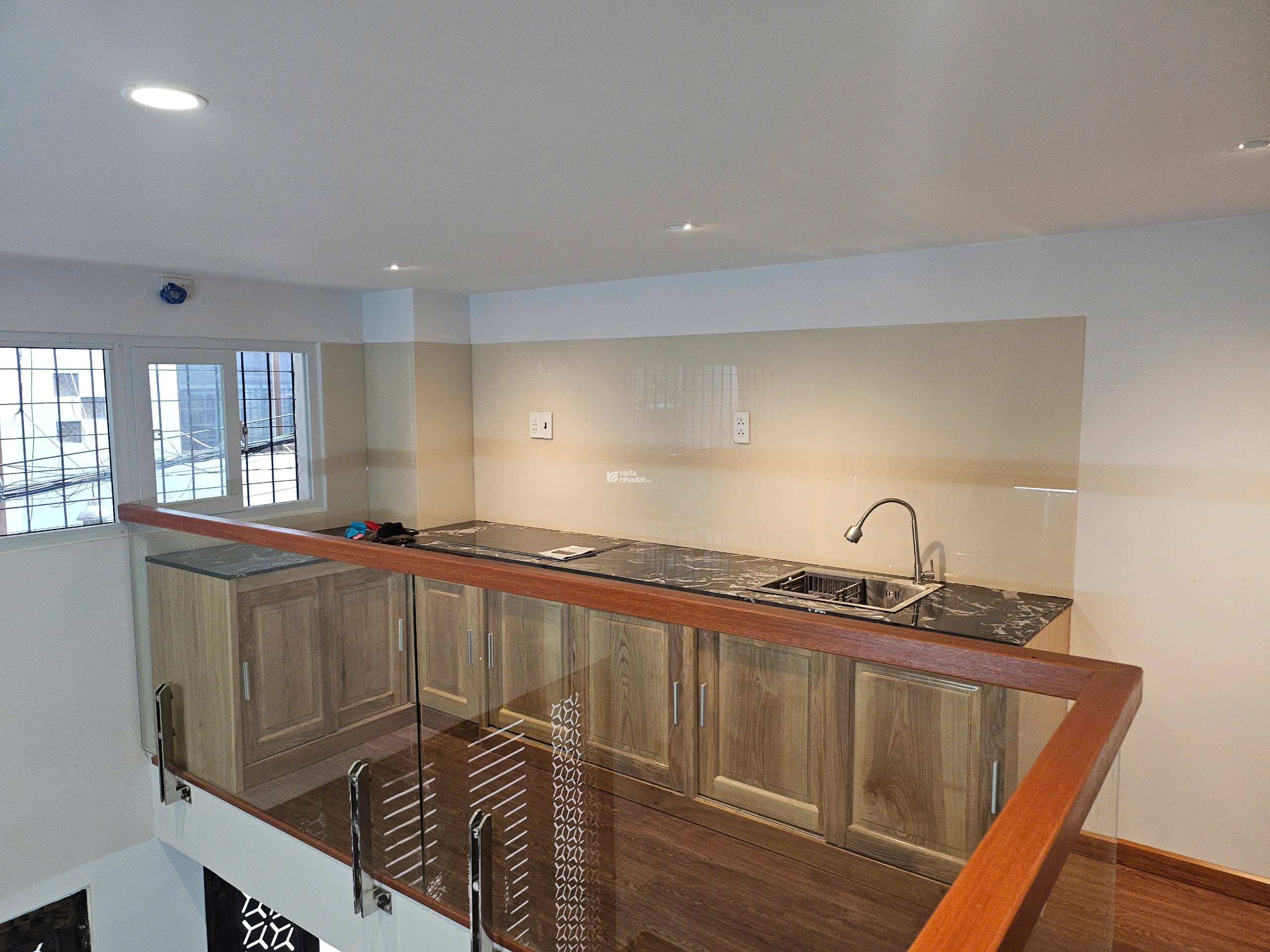 BÁN NHÀ HẺM XE HƠI NGUYỄN THIỆN THUẬT 55 MÉT VUÔNG GIÁ 16 TỶ - SẴN HĐT 38.5 tr/ Tháng