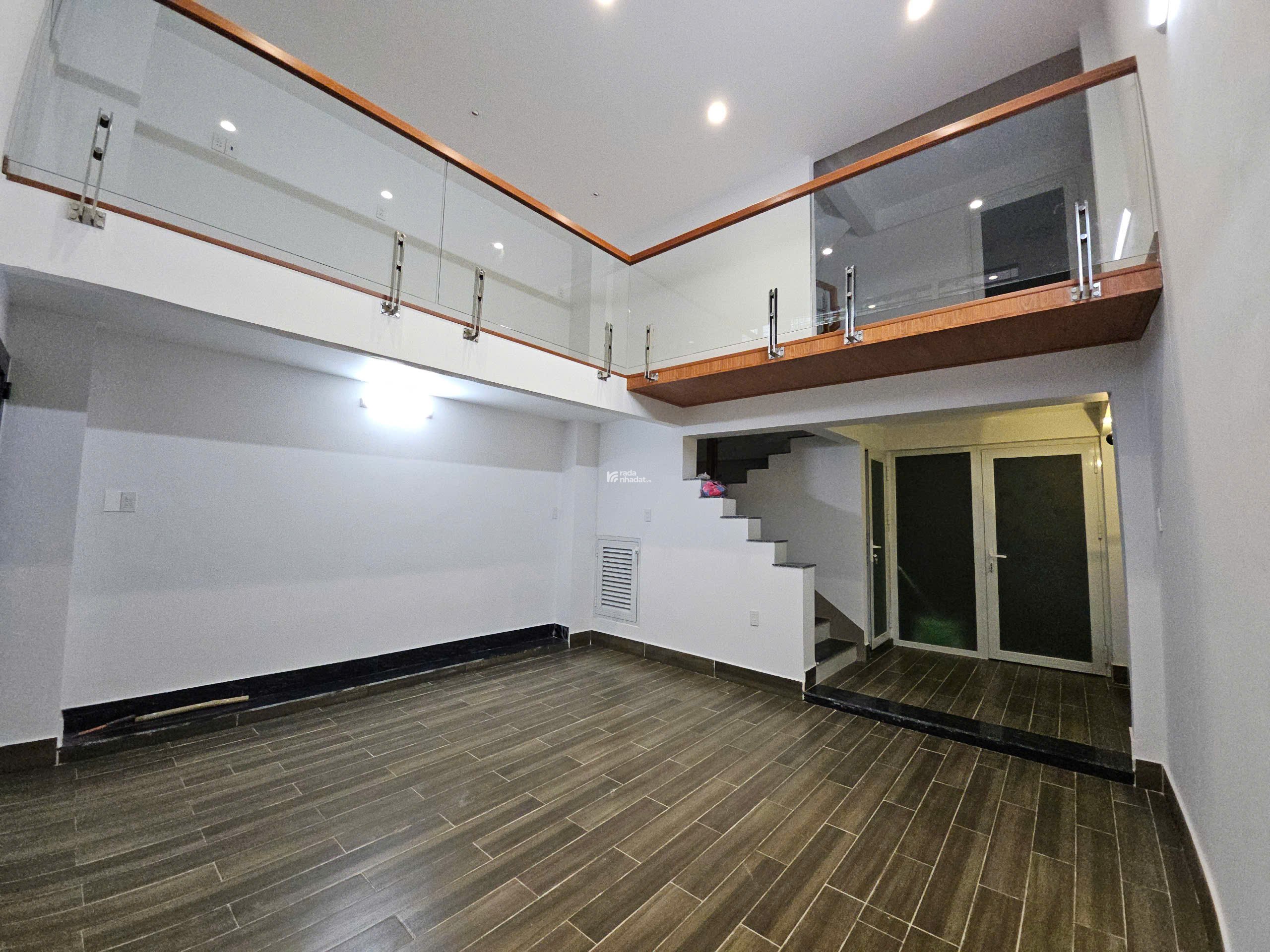 BÁN NHÀ HẺM XE HƠI NGUYỄN THIỆN THUẬT 55 MÉT VUÔNG GIÁ 16 TỶ - SẴN HĐT 38.5 tr/ Tháng