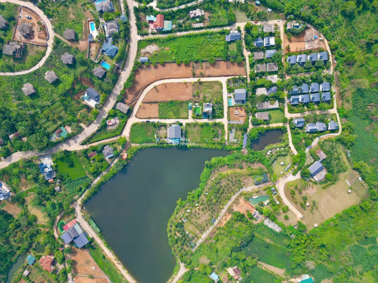 6 lô đất nền full thổ cư. View hồ đẹp Ba Vì Giá chỉ hơn 2 tỷ