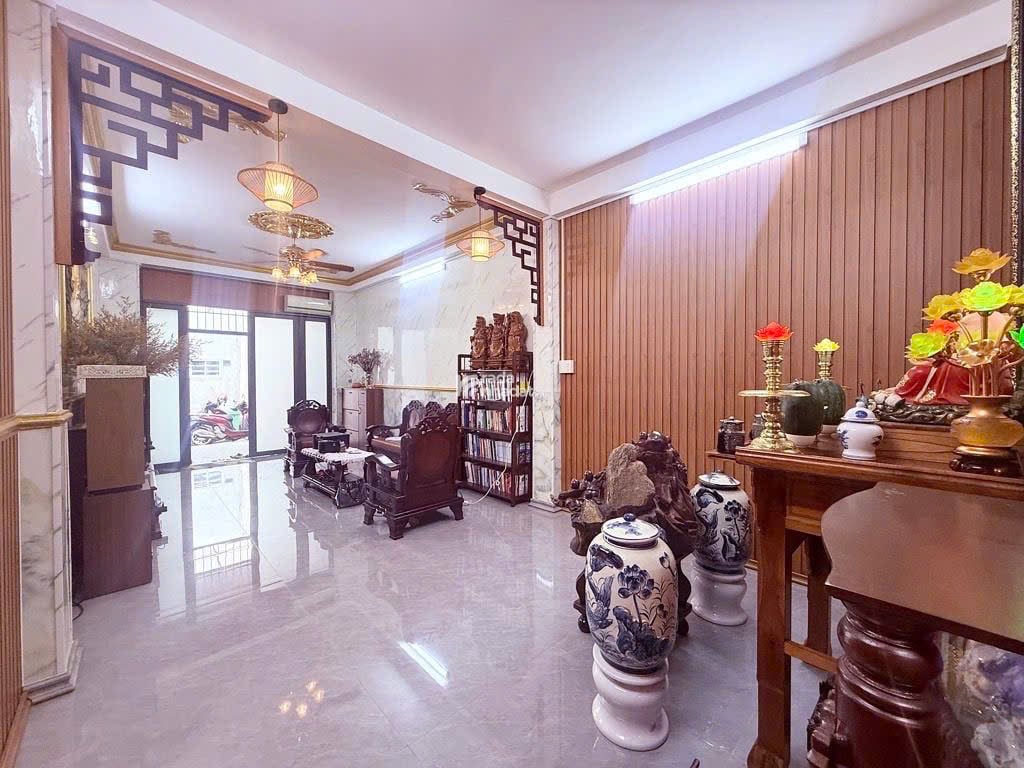 Bán Gấp Nhà Phố 2 Tầng Diện Tích 75m2 Sát Mặt Tiền Lê Đức Thọ P16 Gò Vấp