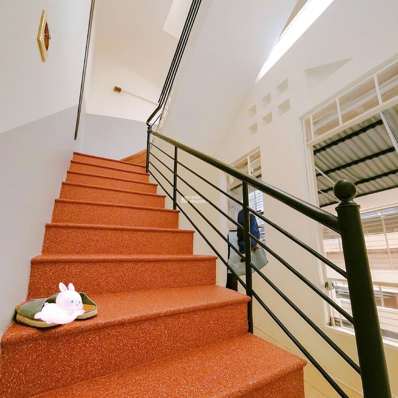 Nhà đẹp Cách Mạng Tháng Tám - QUẬN 10 -4.8 x 21 m - 14 tỷ