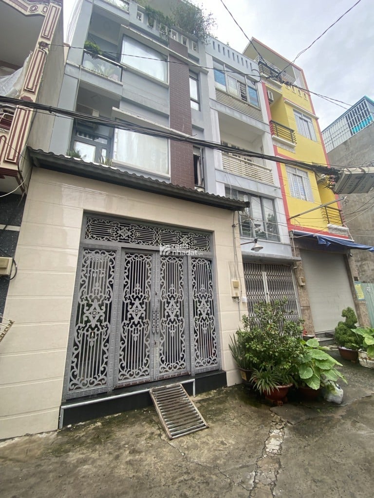 4 TẦNG BÔNG SAO PHƯỜNG 5, QUẬN 8 DT: 4.8*10M- 8 TỶ 2