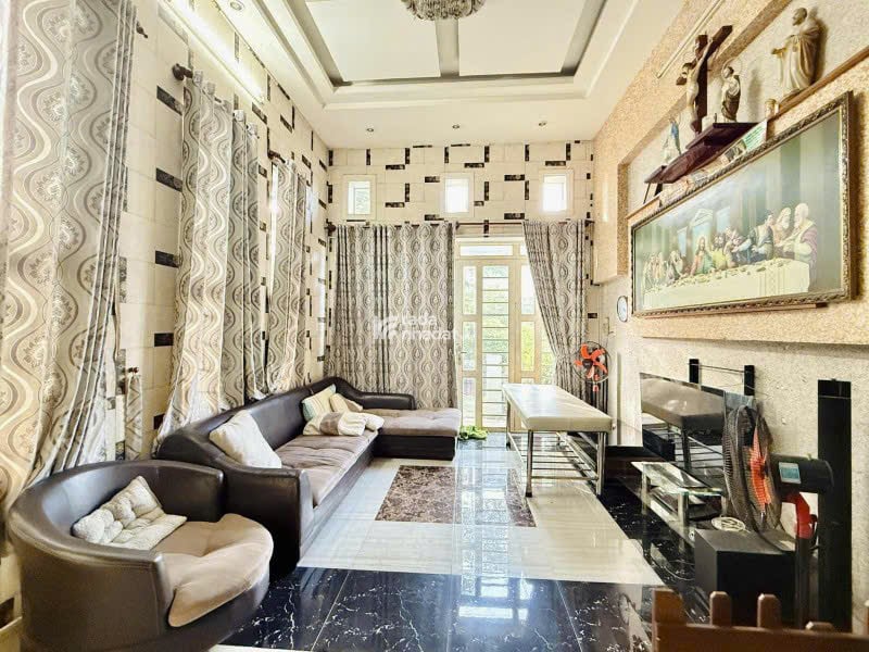 NGỘP BANK nhà hẻm 736 Lê Đức Thọ 88m2 ngang 4.1m 5 tầng tặng NT sát trường chỉ 9.99 tỷ.