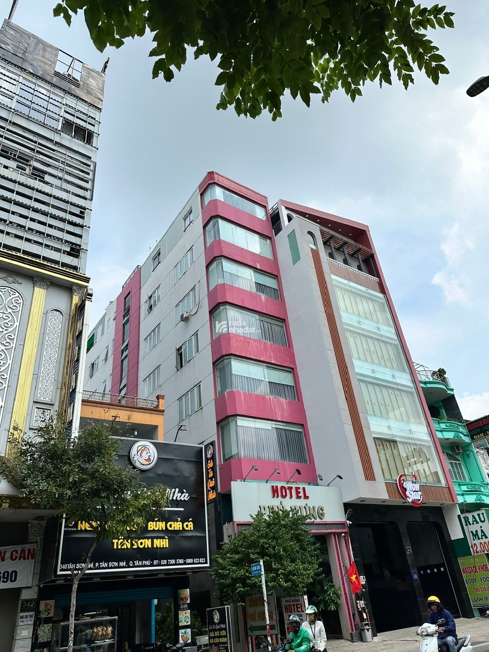 36 TỶ , 5 x 26M. TOÀ NHÀ HẦM 6 TẦNG  THANG MÁY  MẶT TIỀN TÂN SƠN NHÌ ,Q. TÂN PHÚ 