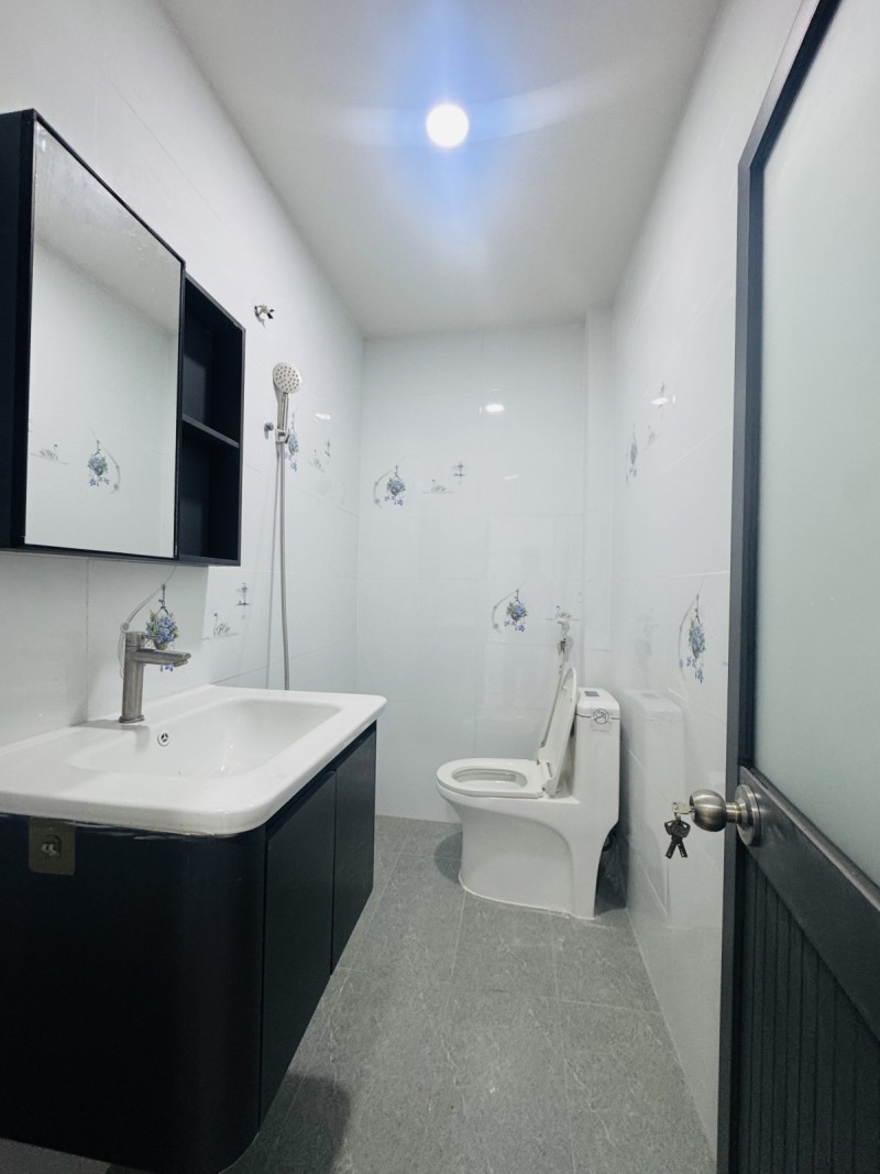 Bán Nhà Mới - 59m2 Hẻm Xe Hơi Đường 138 Tân Phú. Giá Nhỉnh 3 Tỷ
