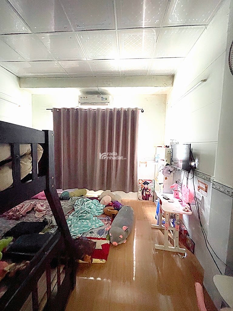 Bán nhà gần đường tây thạnh tân phú