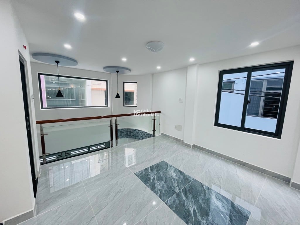 Khu VIP Lê Văn Sỹ q3 - 5 tầng BTCT - 56m2 (6.3x8) - Nhà mới ở ngay - 8.x tỷ