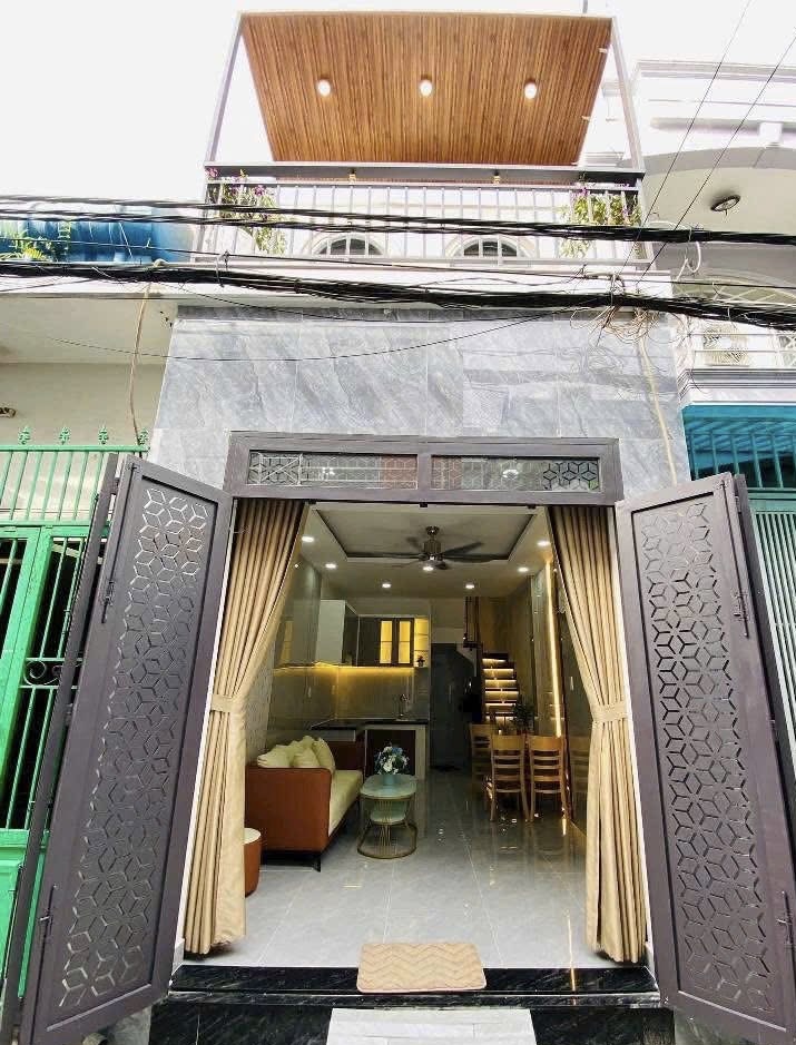 Bán nhà 1/ đường Nguyễn Thái Sơn phường 4 Gò Vấp, 3.28 tỷ hẻm xe hơi sổ hồng riêng