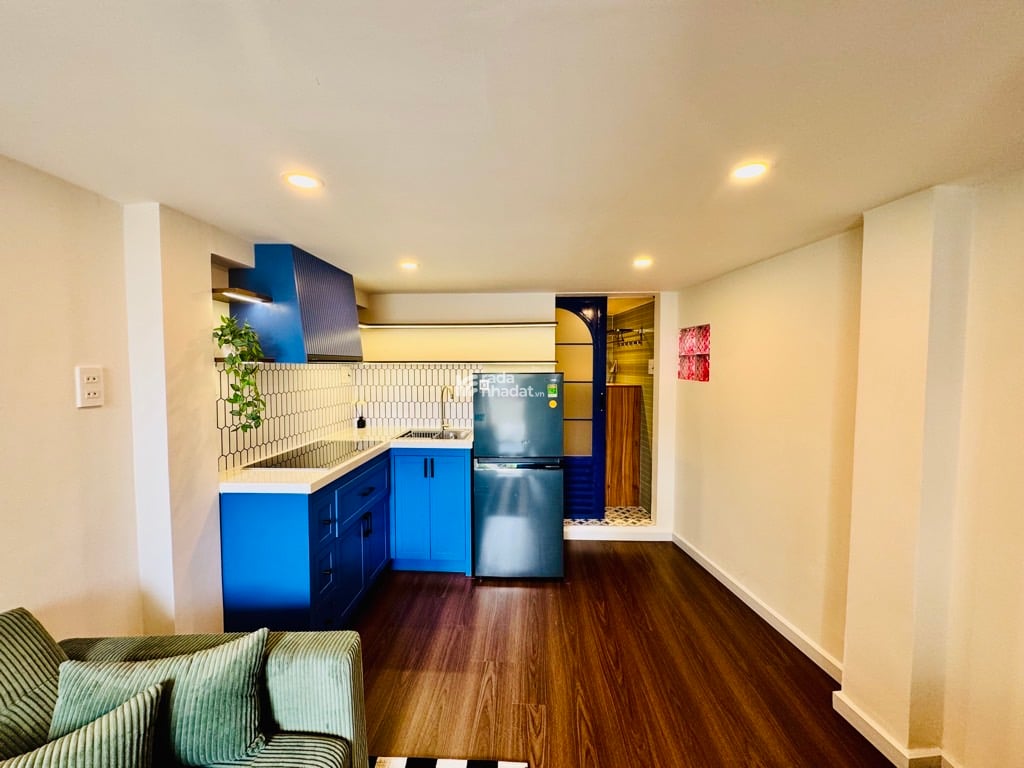 HẺM XE TẢI PHAN XÍCH LONG, PHÚ NHUẬN, SẴN 3 TẦNG ĐÚC BTCT. GIẢM 350TR CHỈ 5.7T TL 