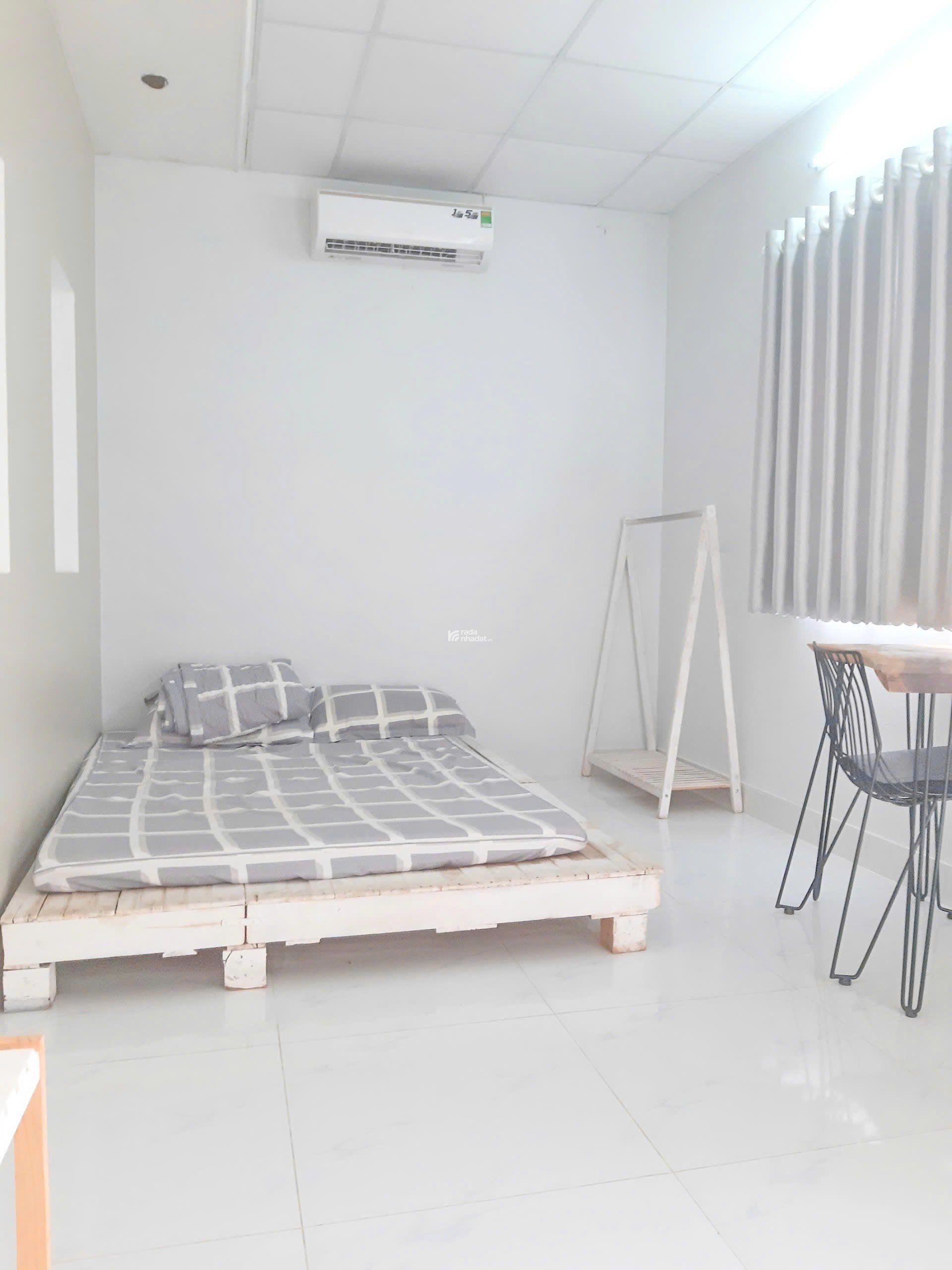  NHÀ 3 TẦNG HẺM HUỲNH TẤN PHÁT, QUẬN 7