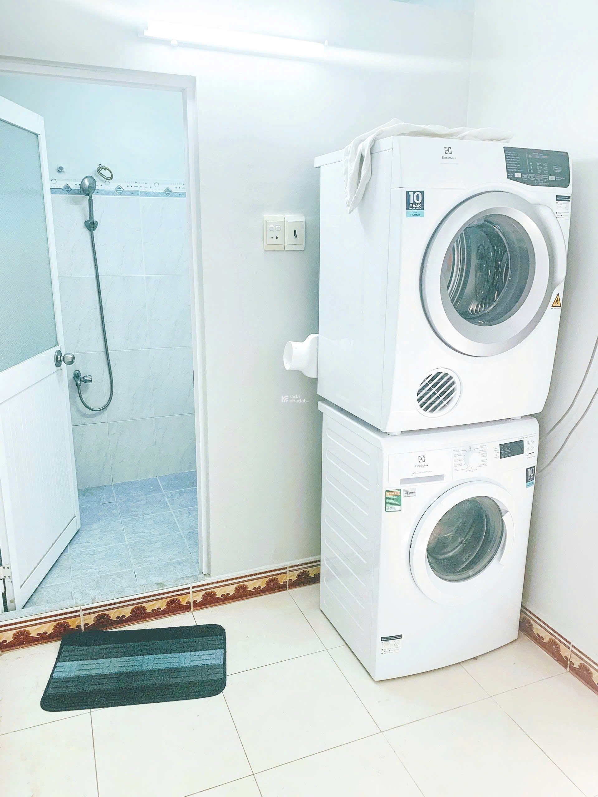  NHÀ 3 TẦNG HẺM HUỲNH TẤN PHÁT, QUẬN 7