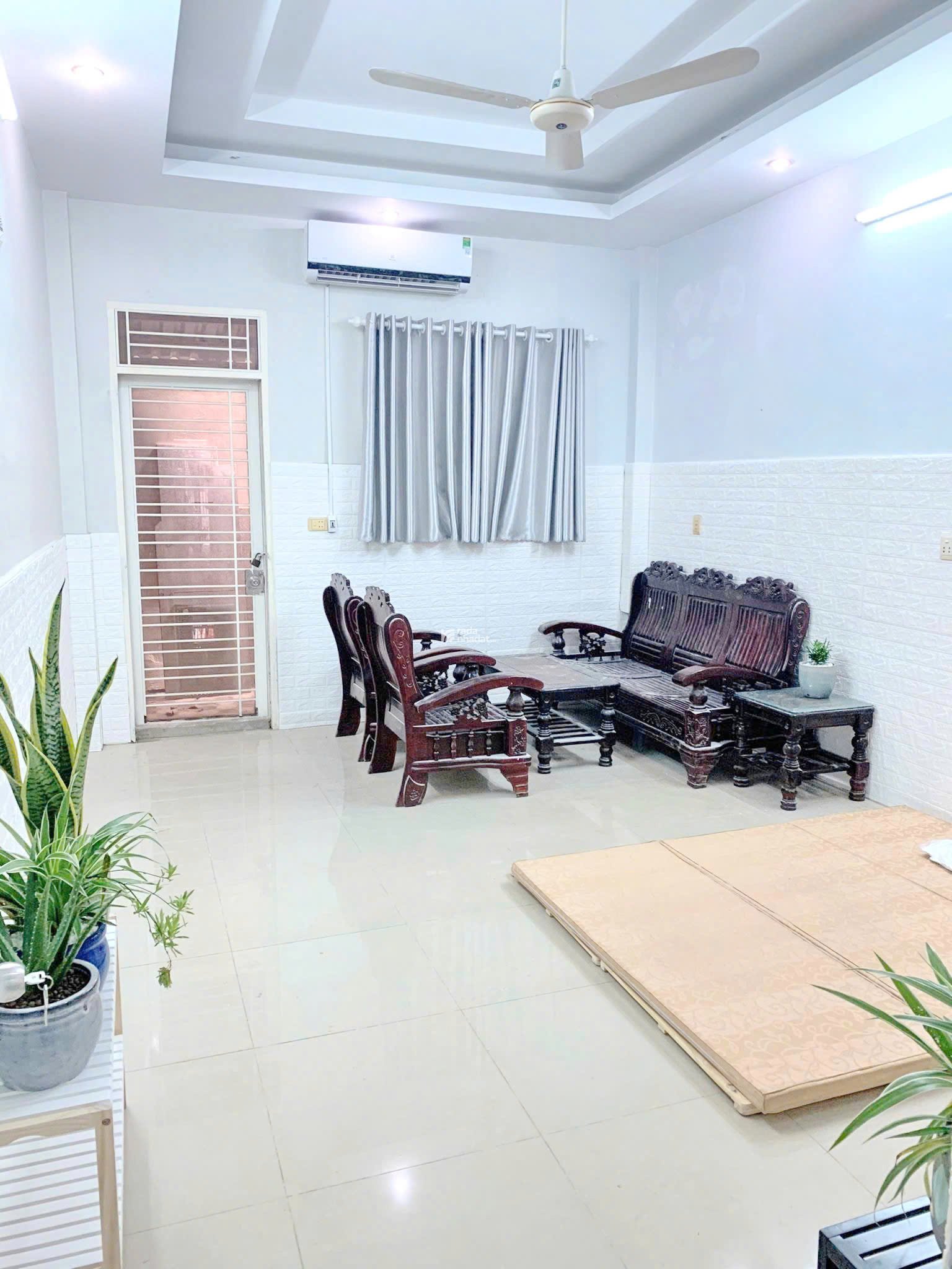  NHÀ 3 TẦNG HẺM HUỲNH TẤN PHÁT, QUẬN 7