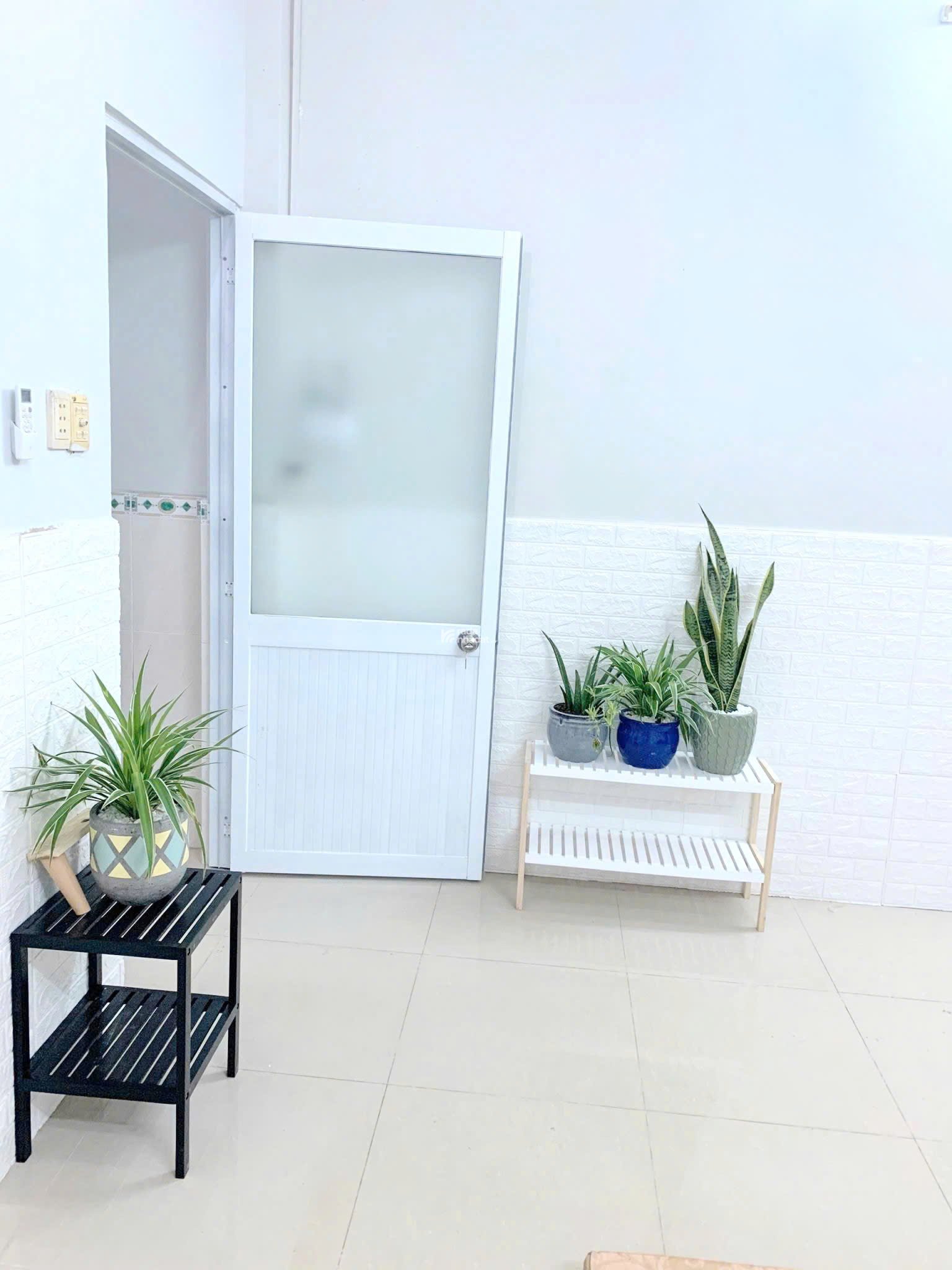  NHÀ 3 TẦNG HẺM HUỲNH TẤN PHÁT, QUẬN 7