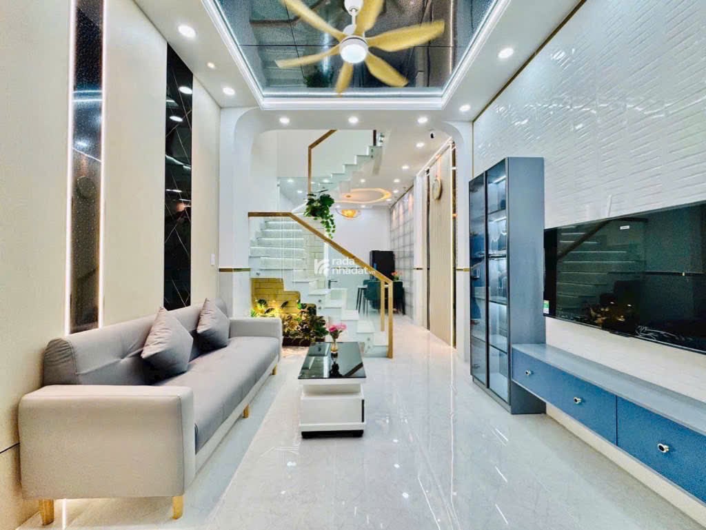 Nhà Phố 4 Tầng Mới Xây Xong Xe Hơi Đậu Trước Cửa Đường Số 1 P 11 Q Gò Vấp