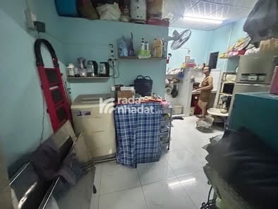 Nhà cấp 4 Phạm Thế Hiển. Hẻm xe hơi. Dt 42m2. Giáp Phạm Hùng, Lê Quyên, Thanh Loan. Dương Quang Đôn