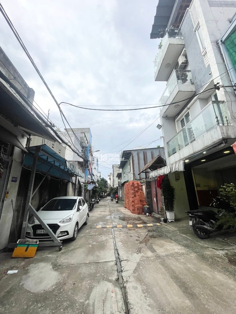 NHÀ HƯƠNG LỘ 2 60M2 HẺM XE TẢI 7M 5.X TỶ 4PN BÌNH TÂN