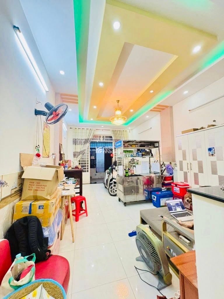 CHDV GẦN ĐH CÔNG THƯƠNG  5P AEON  HXH  57M 4 TẦNG 6PN TẦM 6.X 