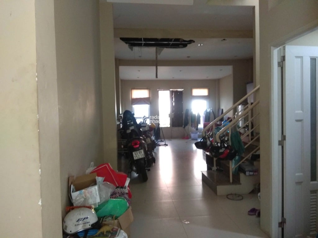 B.ÁN NHÀ 110M2 LÊ VĂN LƯƠNG CÁCH HẺM XE HƠI 3 BƯỚC- SỔ HỒNG RIÊNG- GIÁ CHỈ 3 TỶ NHỈNH