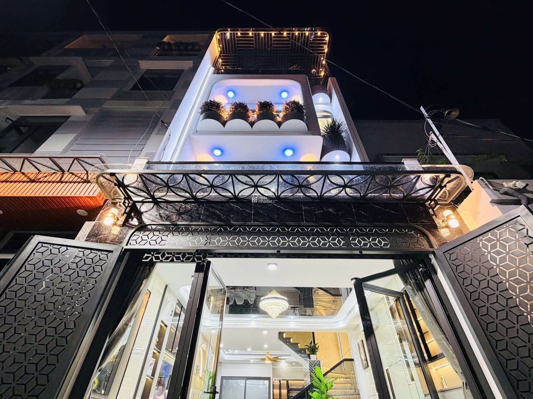 NHÀ PHỐ HẺM XE HƠI PHAN HUY ÍCH – XÂY MỚI 4 TẦNG – NGANG 5M RỘNG THOÁNG – FULL NỘI THẤT CAO CẤP