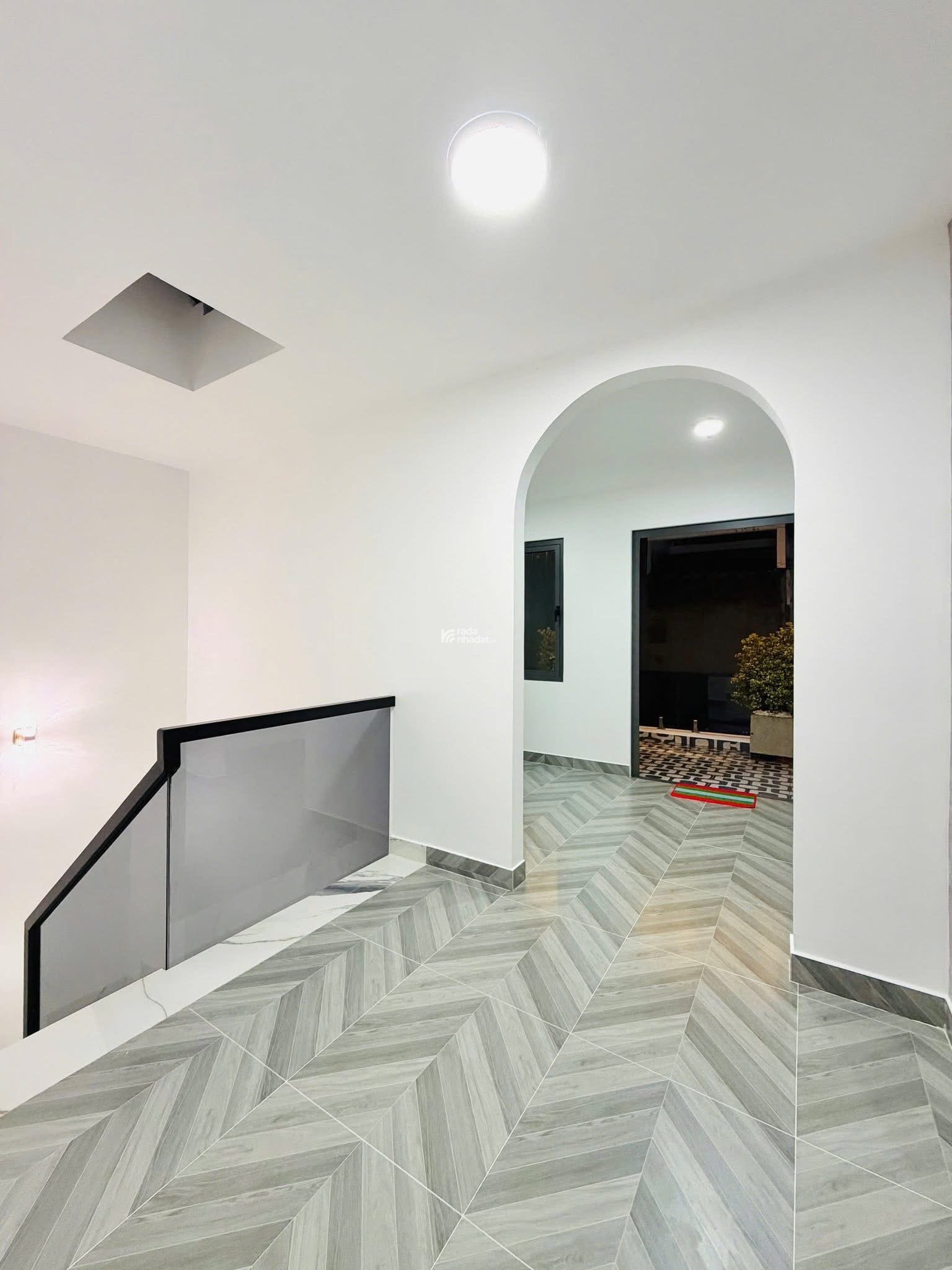 NHÀ PHỐ HẺM XE HƠI PHAN HUY ÍCH – XÂY MỚI 4 TẦNG – NGANG 5M RỘNG THOÁNG – FULL NỘI THẤT CAO CẤP