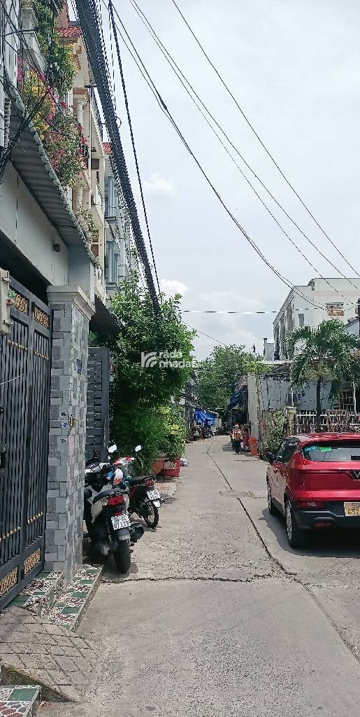 LÊ ĐÌNH CẨN 4 TẦNG -TÂN TẠO- BÌNH TÂN - DT: 4.74/4.80*13 M - 6 TỶ 4   