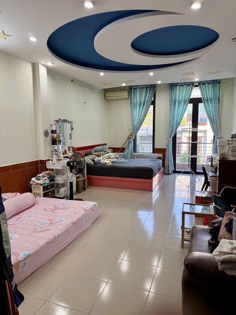 MẶT TIỀN ĐƯỜNG B,NGAY THOẠI NGỌC HẦU,NGUYỄN SƠN (4,2m x 21 x 5 TẦNG) 12,4 TỶ TL