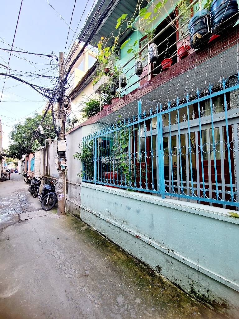 BÁN NHÀ SÁT MẶT TIỀN, HẺM 262 PHÚ ĐỊNH, P.16, QUẬN 8, 96M2