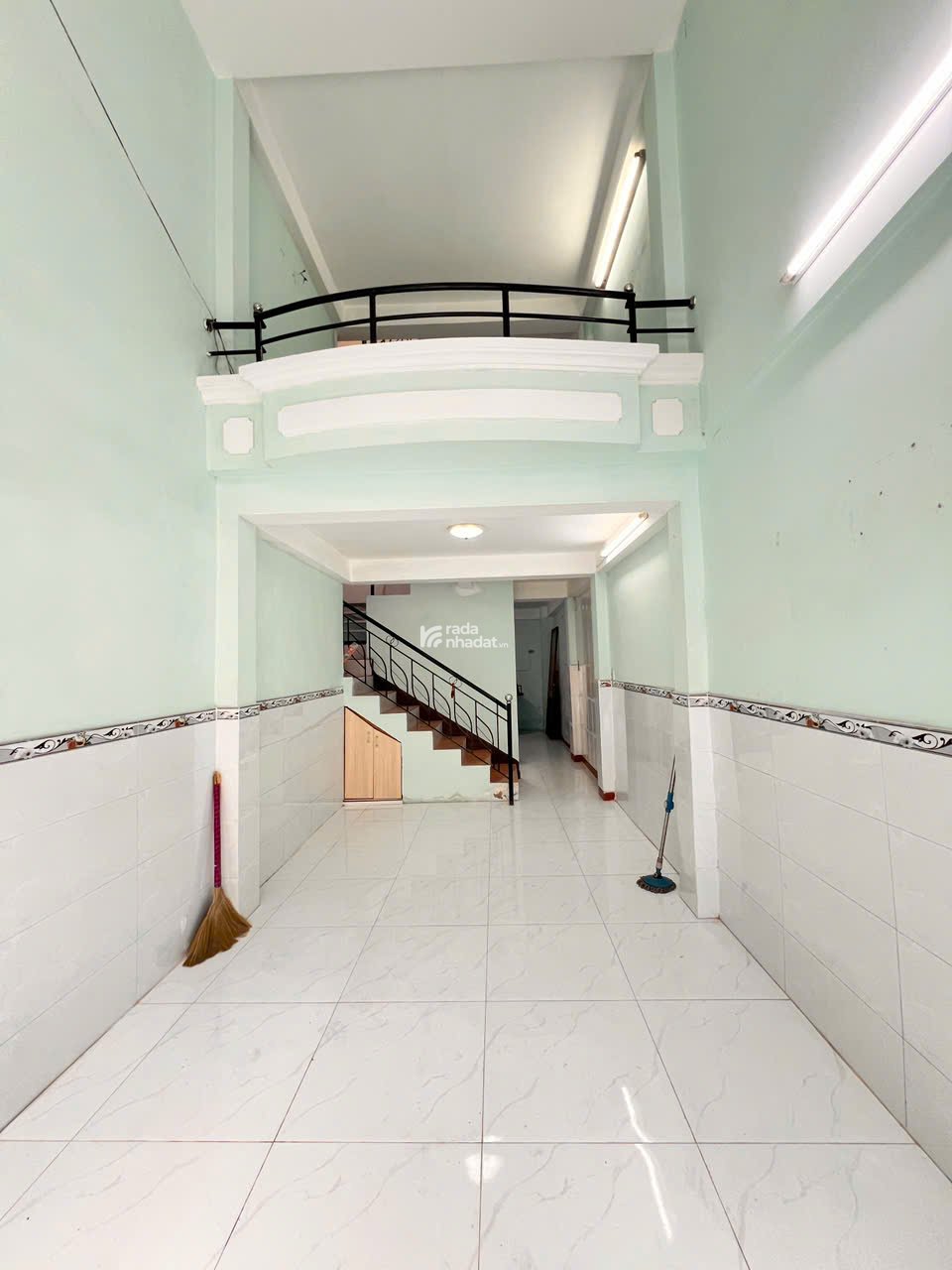 BÁN NHÀ HXH CÁCH MẠNG THÁNG 8 Q3 - 43m2- Giá 6.5 tỷ