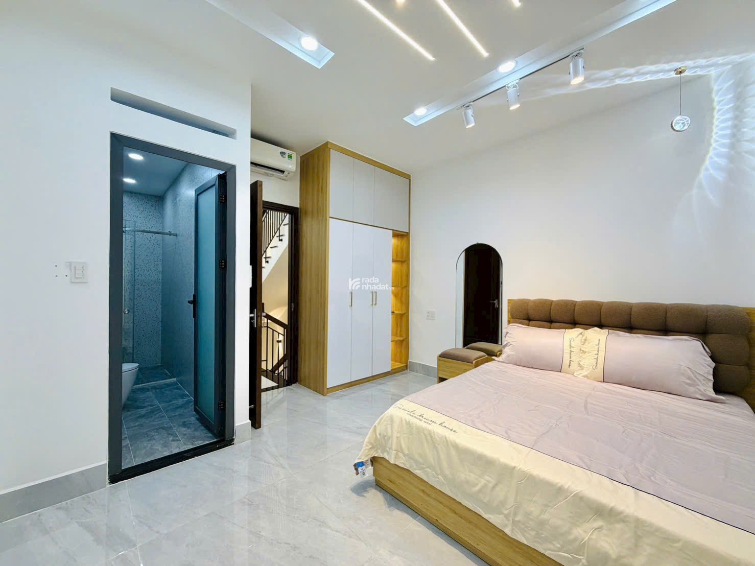 Siêu phẩm nhà đẹp Q1, Trần Quý Khách. 63m2, hẻm ô tô, gần Hai Bà Trưng, giá 6 tỷ 410