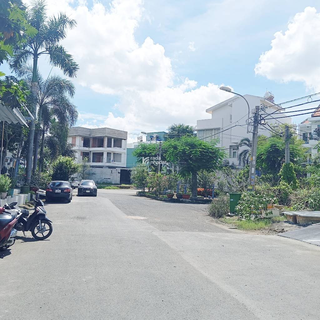 MẶT TIỀN ĐƯỜNG KDC PHONG PHÚ- XÃ BÌNH HƯNG ,  BÌNH CHÁNH- DT: 14*19.5M- 32 TỶ