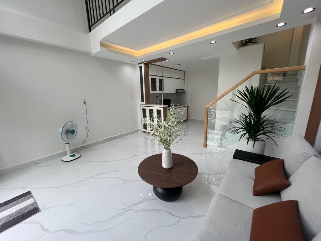 SÁT MT NGÔ ĐỨC KẾ, BÌNH THẠNH, 4 TẦNG BTCT Ở NGAY. GIẢM 350TR CHỈ CÒN 7.5T TL 