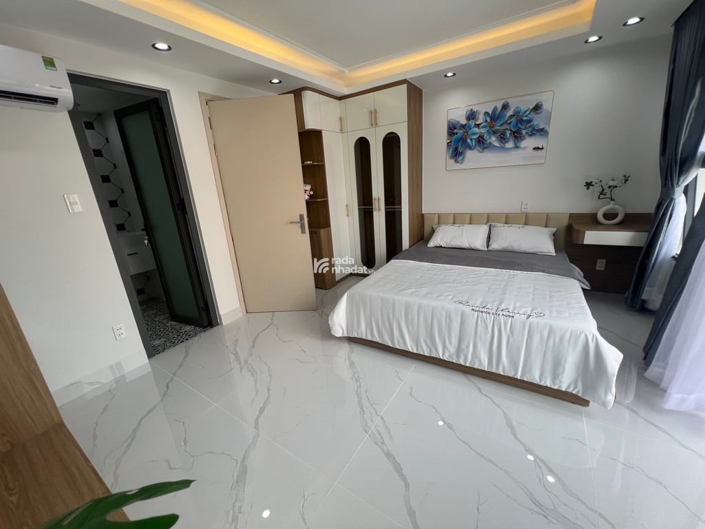 SÁT MT NGÔ ĐỨC KẾ, BÌNH THẠNH, 4 TẦNG BTCT Ở NGAY. GIẢM 350TR CHỈ CÒN 7.5T TL 